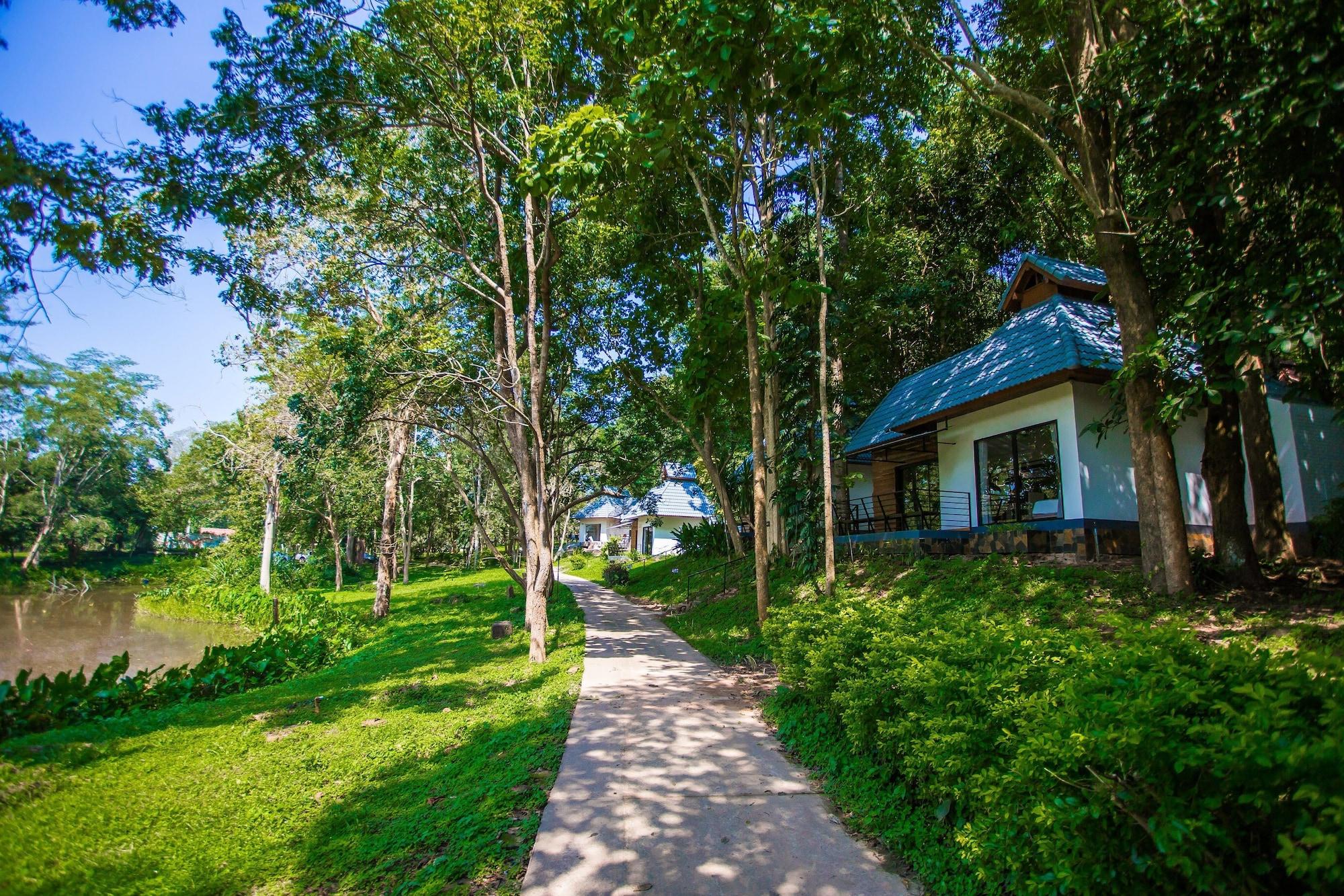 Sappraiwan Elephant Resort & Sanctuary Kaengsopha Экстерьер фото